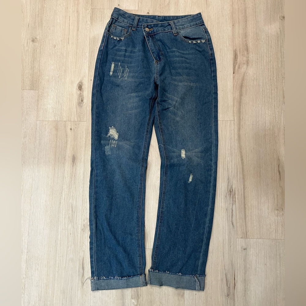 Women’s Blue Distressed Jeans